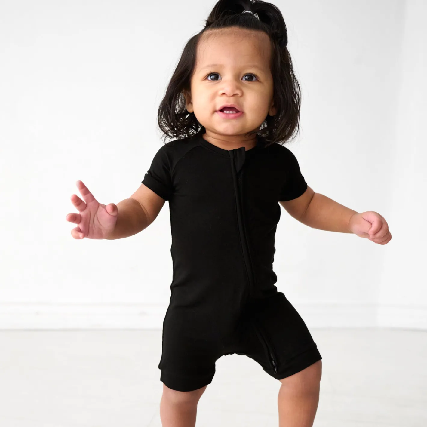Zippies|Mommy & Me<Little Sleepies Shorty Zippy Black