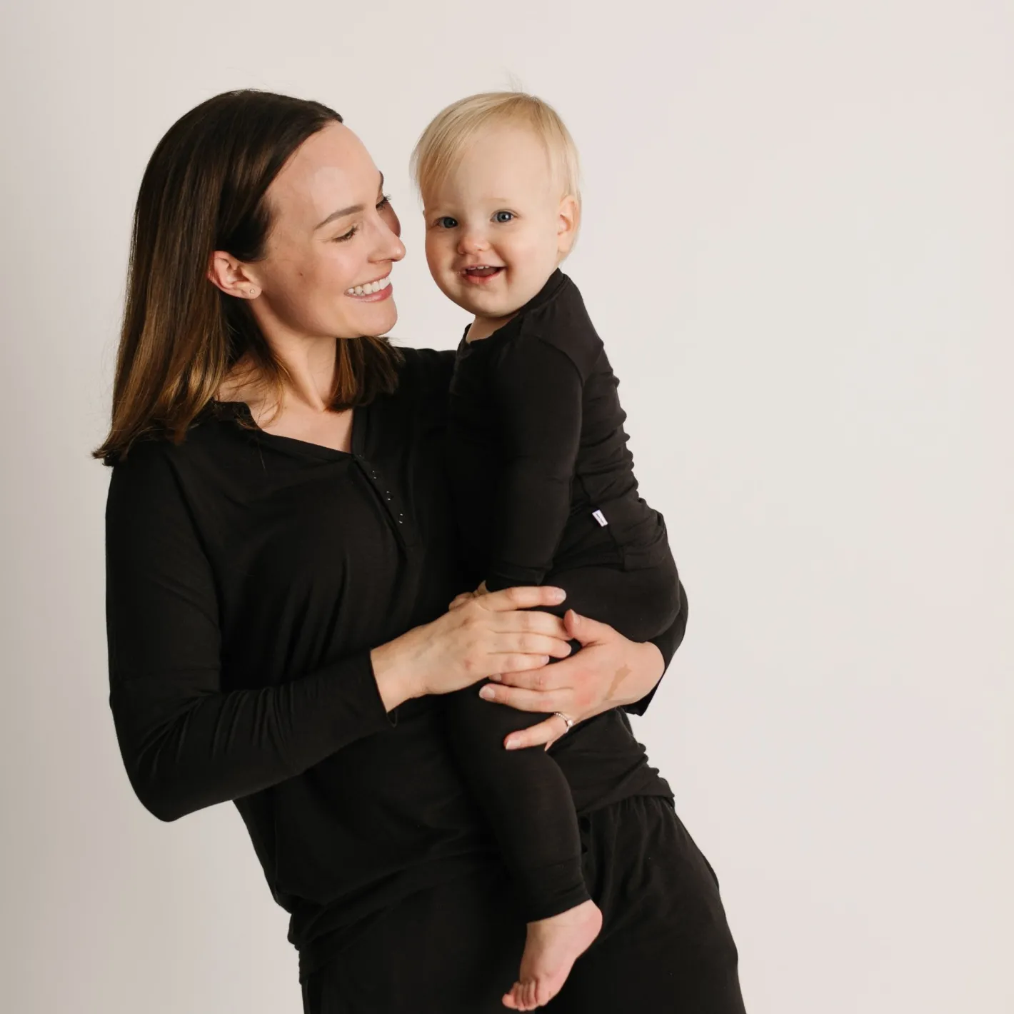 Mommy & Me|Mommy & Me<Little Sleepies Women's Pajama Top Black