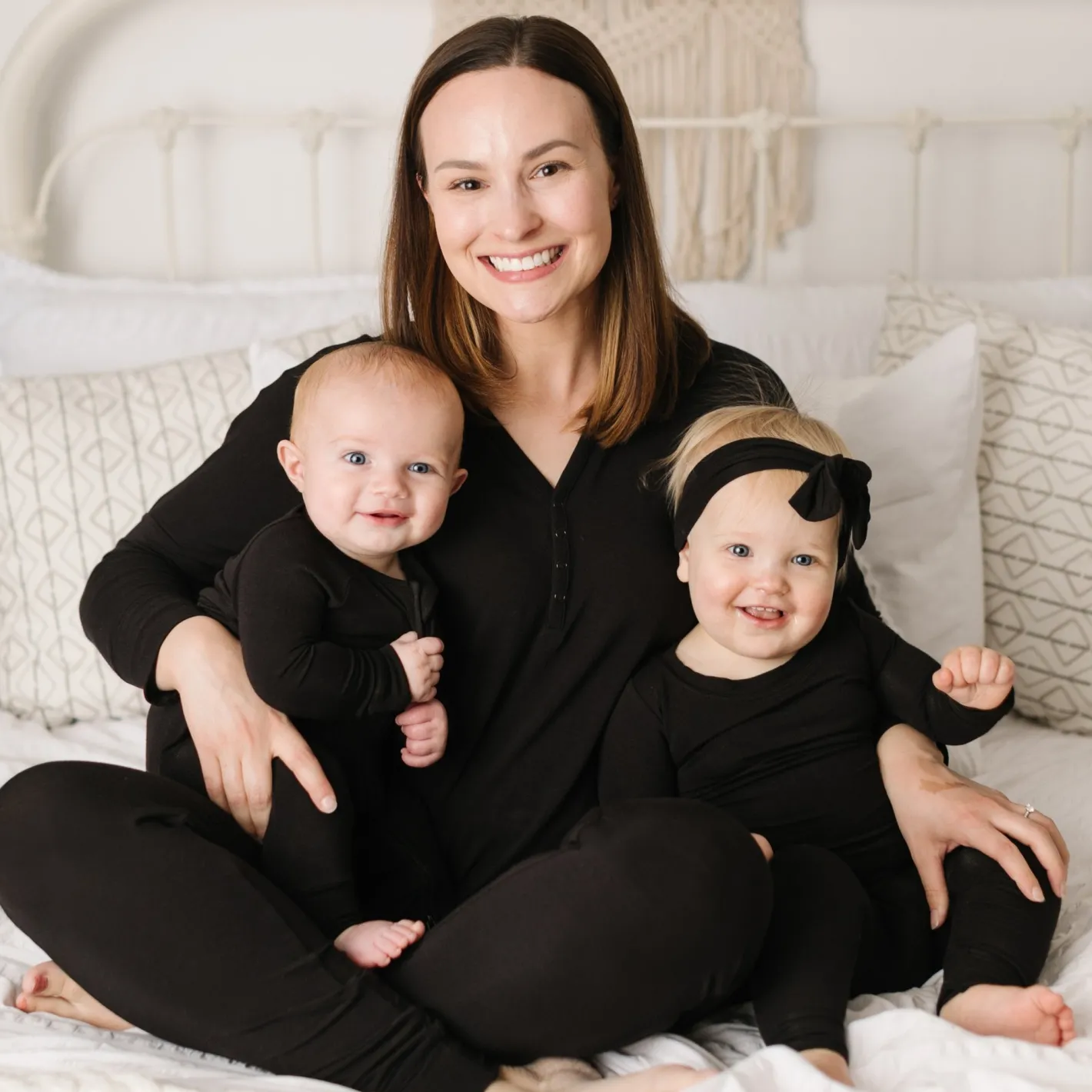 Mommy & Me|Mommy & Me<Little Sleepies Women's Pajama Top Black
