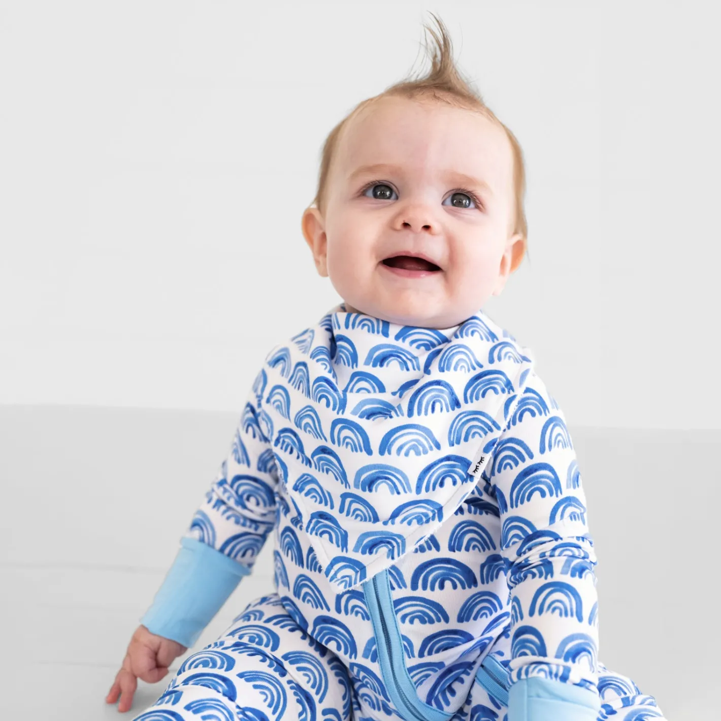 Bibs<Little Sleepies Bandana Bib Blue Rainbows