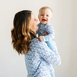 Mommy & Me|Mommy & Me<Little Sleepies Women's Pajama Top Blue Rainbows