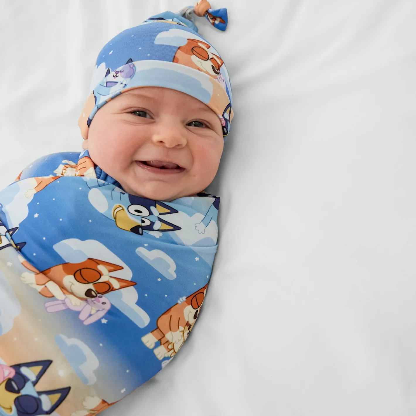 Layette|Swaddles<Little Sleepies Swaddle & Hat Set Bluey Sleepytime
