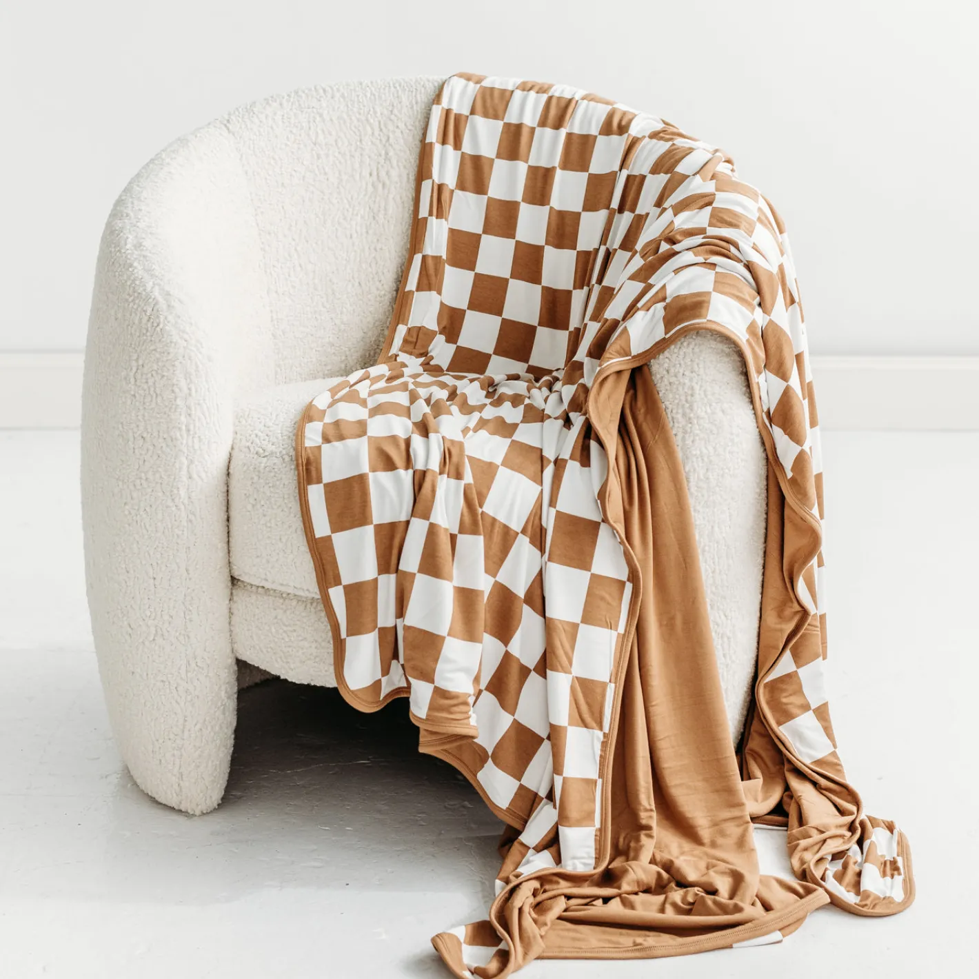 Cloud Blankets|Cloud Blankets<Little Sleepies Oversized Cloud Blanket® Caramel Checks