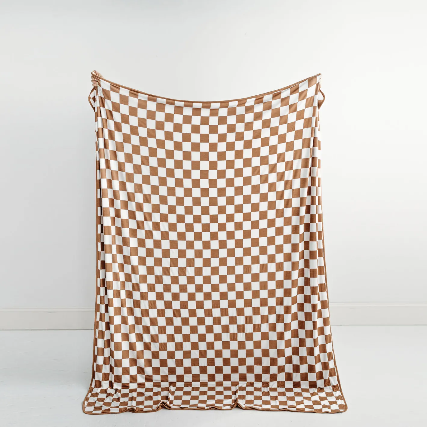 Cloud Blankets|Cloud Blankets<Little Sleepies Oversized Cloud Blanket® Caramel Checks