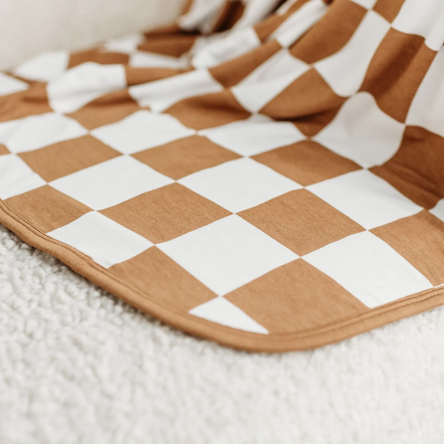 Cloud Blankets|Cloud Blankets<Little Sleepies Oversized Cloud Blanket® Caramel Checks