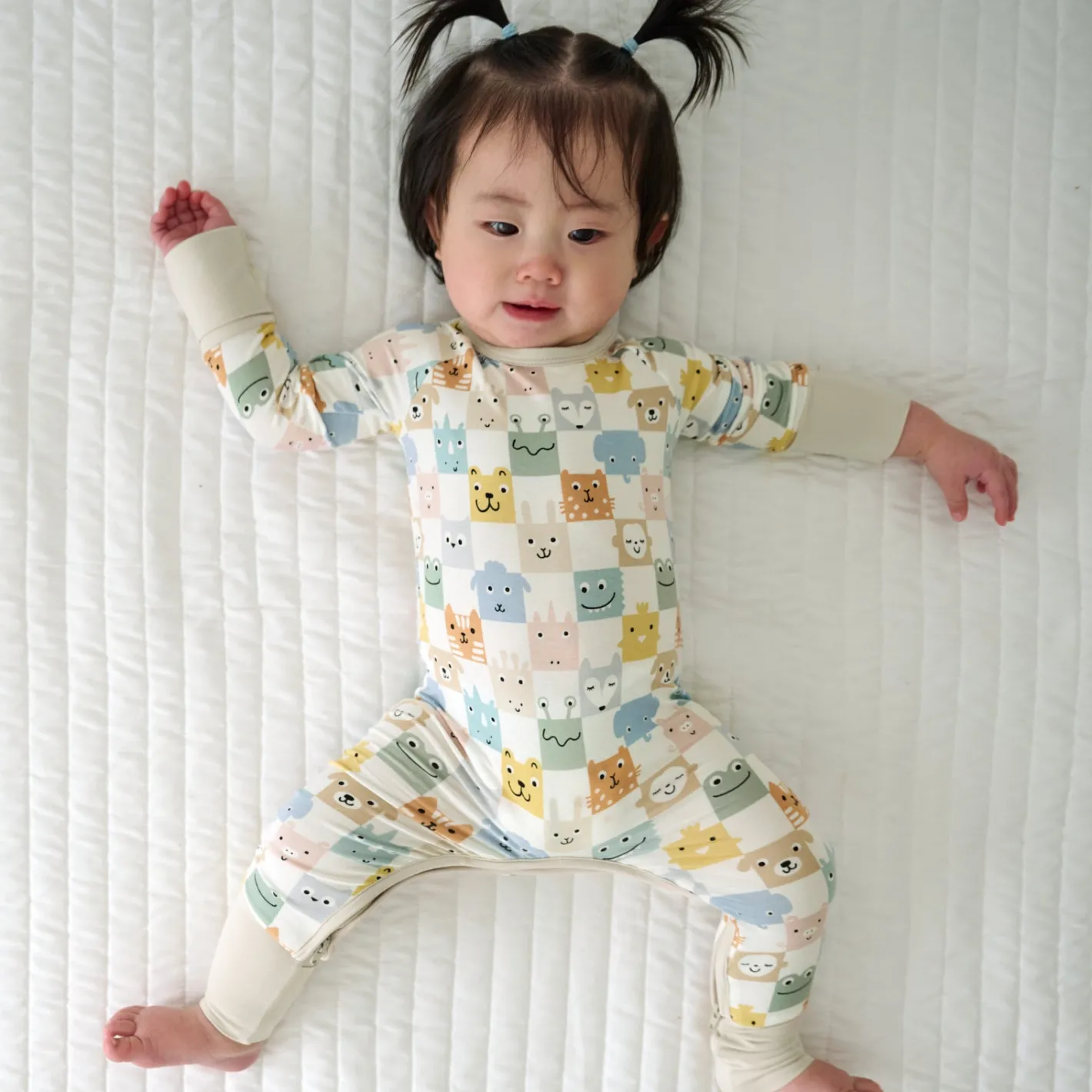 Mommy & Me|Mommy & Me<Little Sleepies Crescent Zippy Check Mates