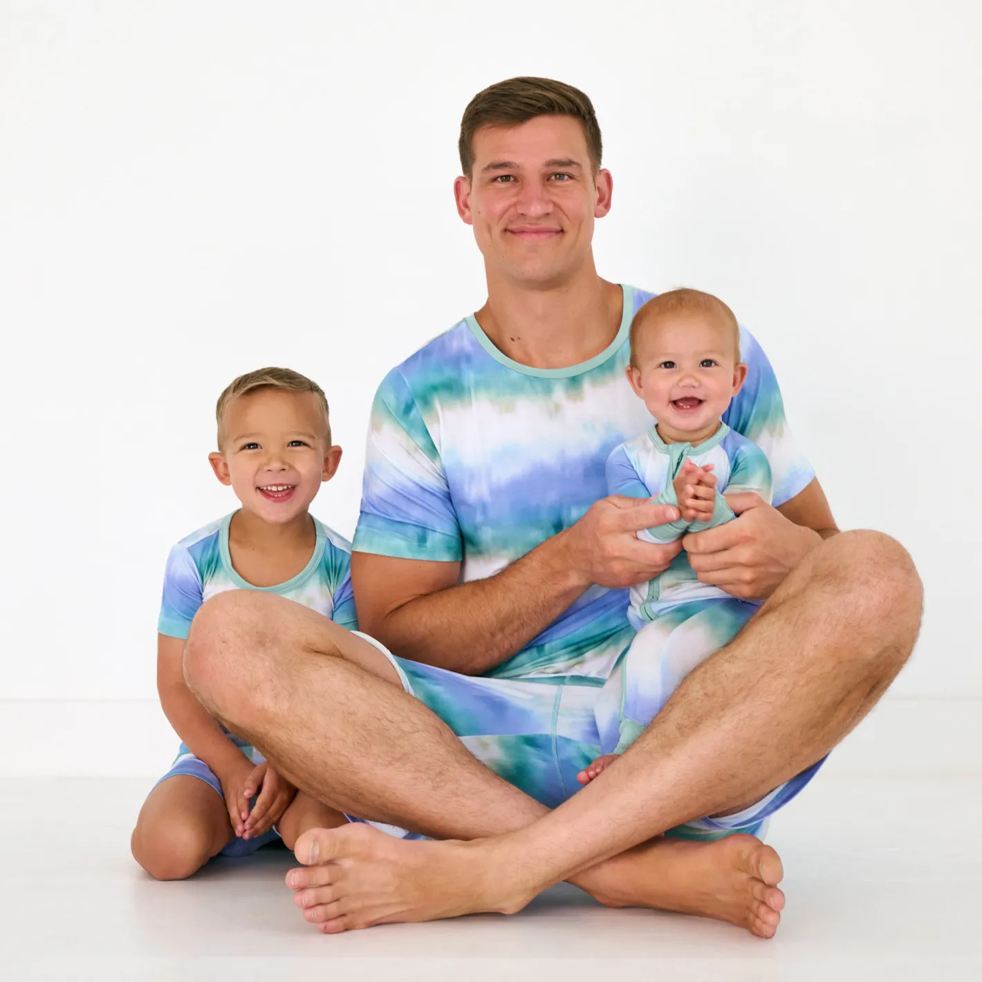 Daddy & Me|Full Family Matching<Little Sleepies Men's Short Sleeve Pajama Top Cosmic Mist