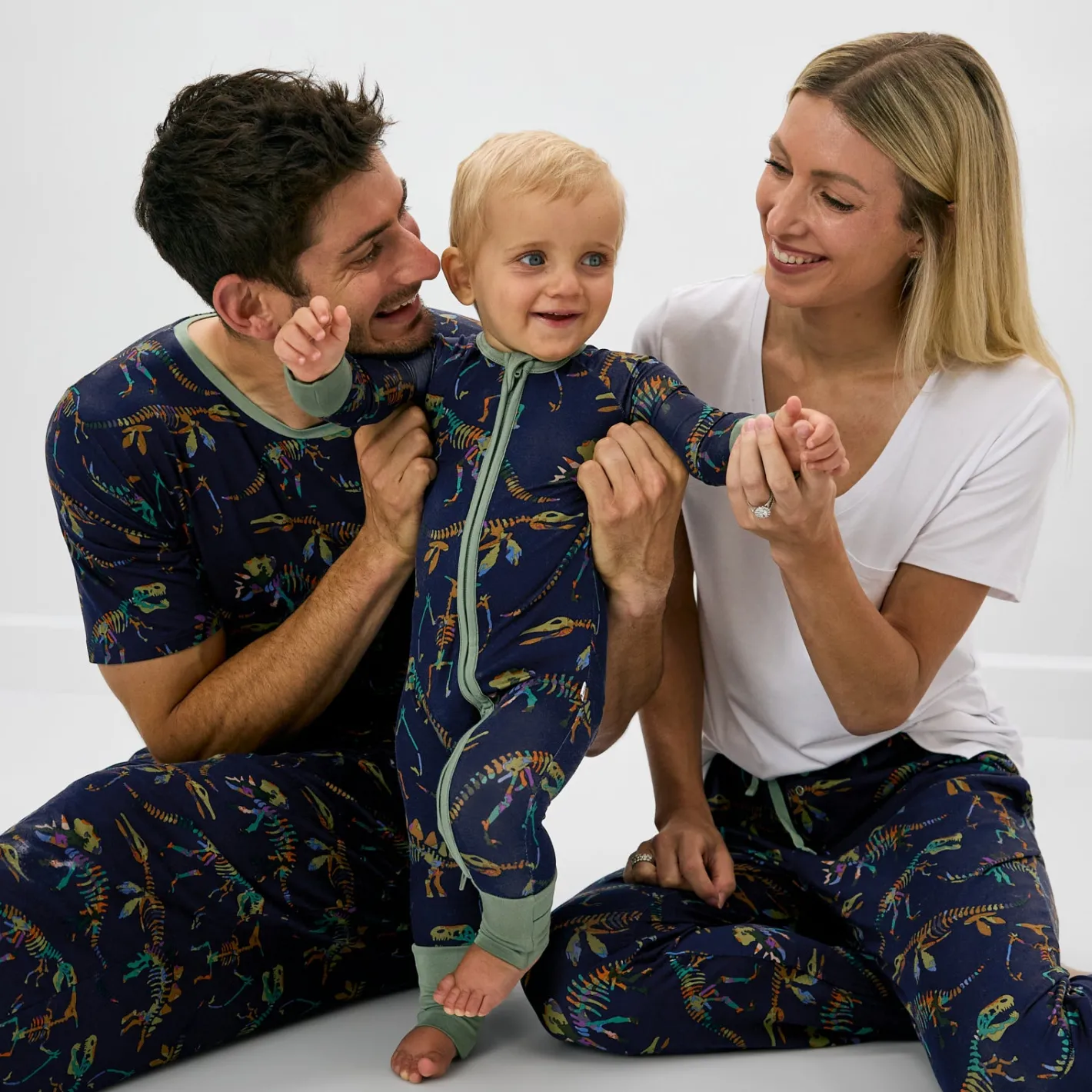 Daddy & Me|Full Family Matching<Little Sleepies Men's Short Sleeve Pajama Top Fossil Quest