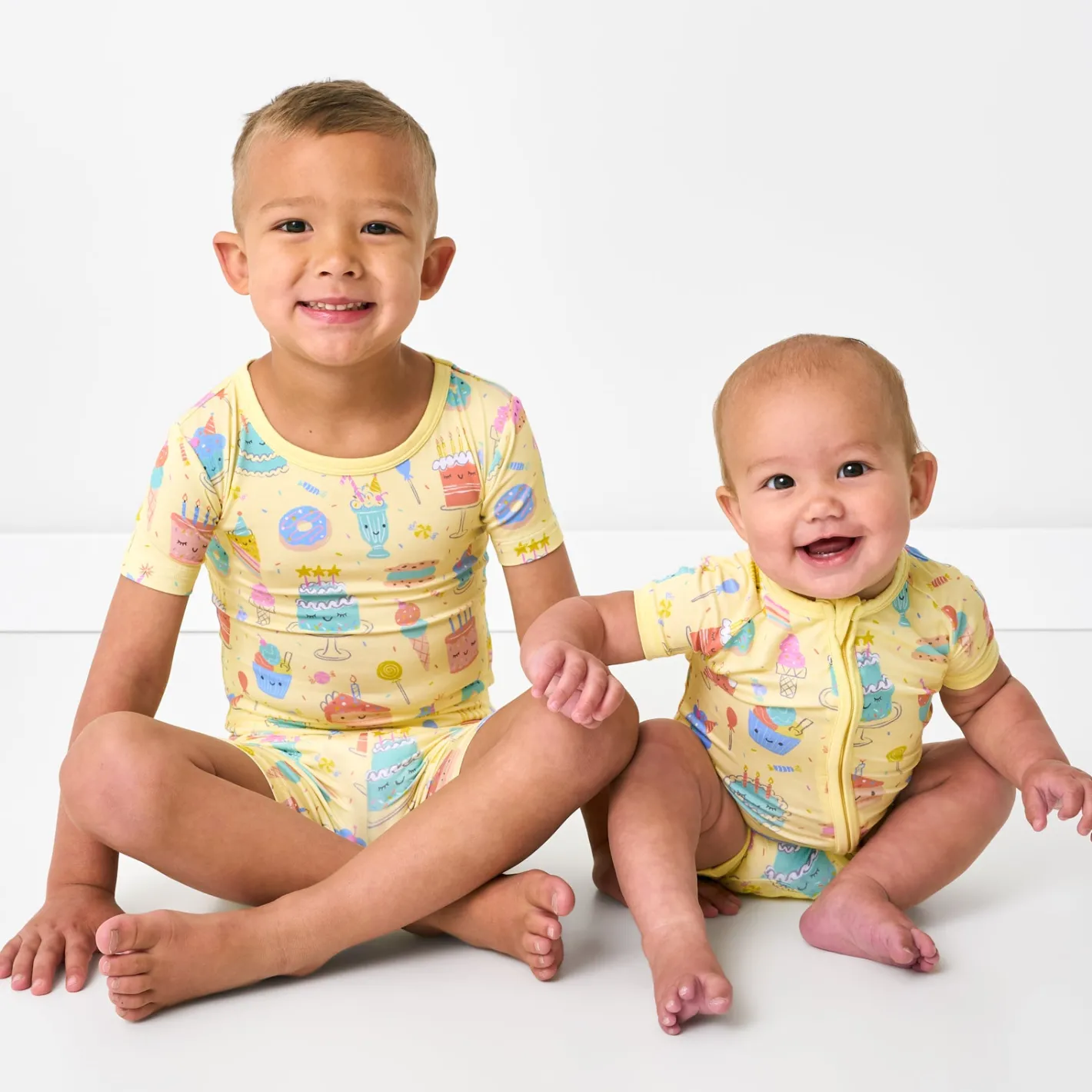 Zippies|Mommy & Me<Little Sleepies Shorty Zippy Frosted Fun