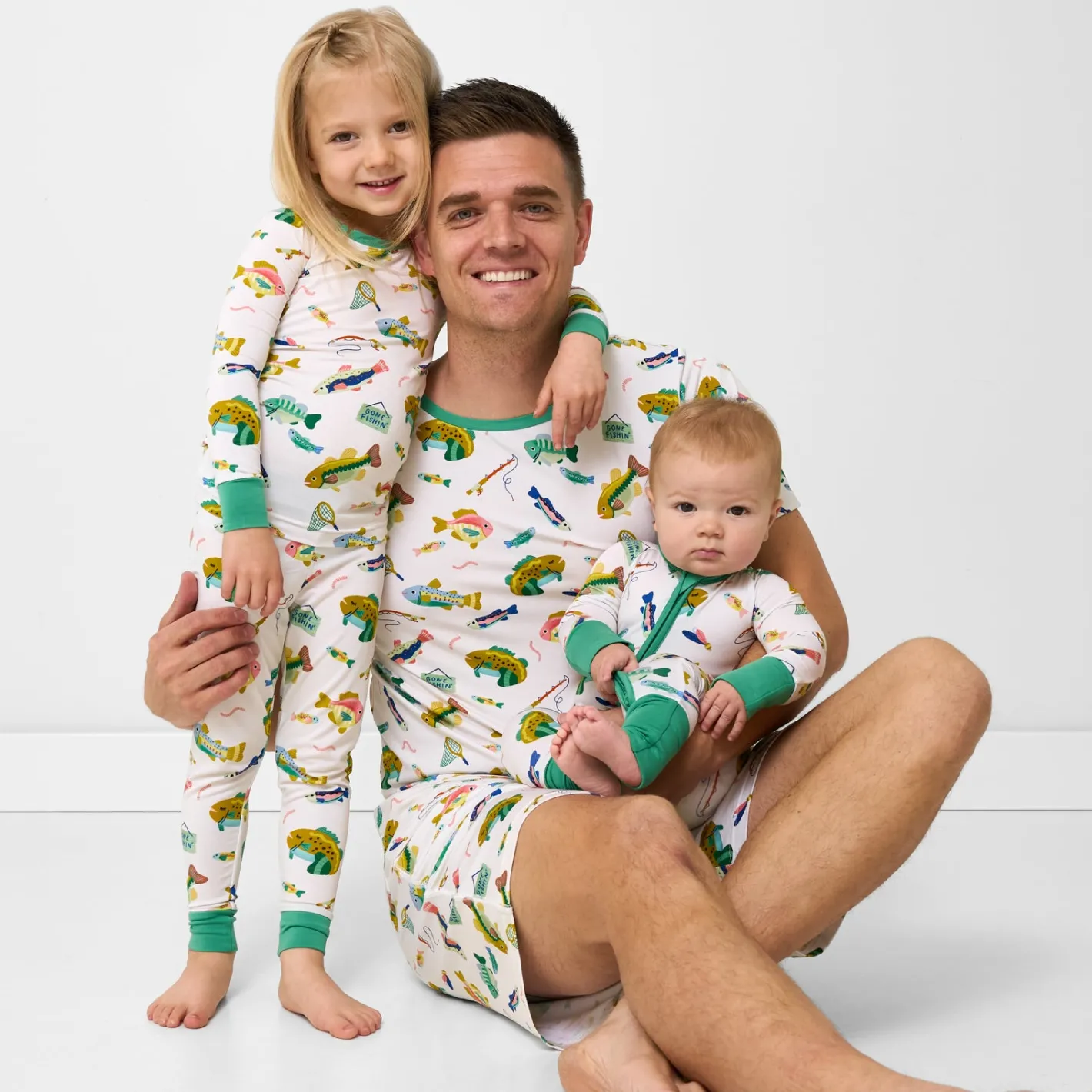 Men's<Little Sleepies Men's Short Sleeve Pajama Top Gone Fishin'