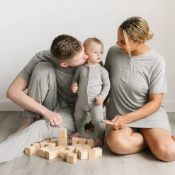Daddy & Me|Full Family Matching<Little Sleepies Men's Short Sleeve Pajama Top Heather Gray