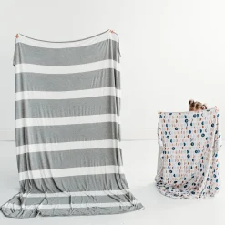Cloud Blankets|Cloud Blankets<Little Sleepies Oversized Cloud Blanket® Heather Gray Wide Stripe