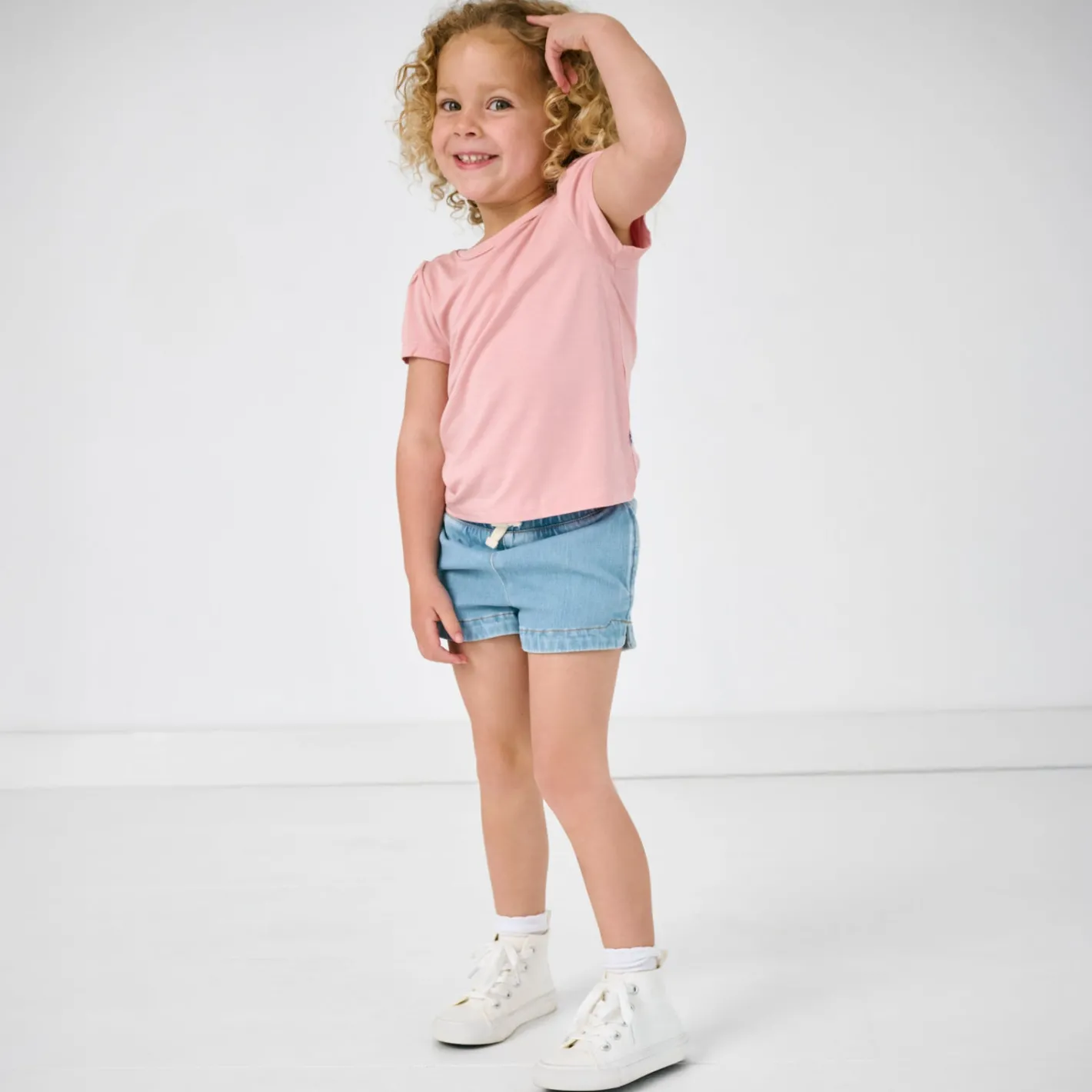 Everyday Essentials|Everyday Essentials<Little Sleepies Denim Shorts Light Blue