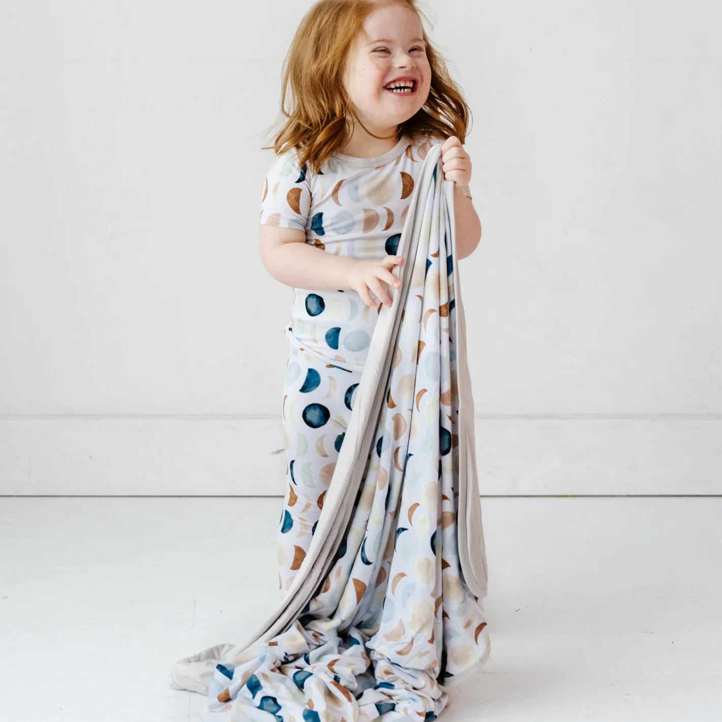 Cloud Blankets|Cloud Blankets<Little Sleepies Large Cloud Blanket® Luna Neutral