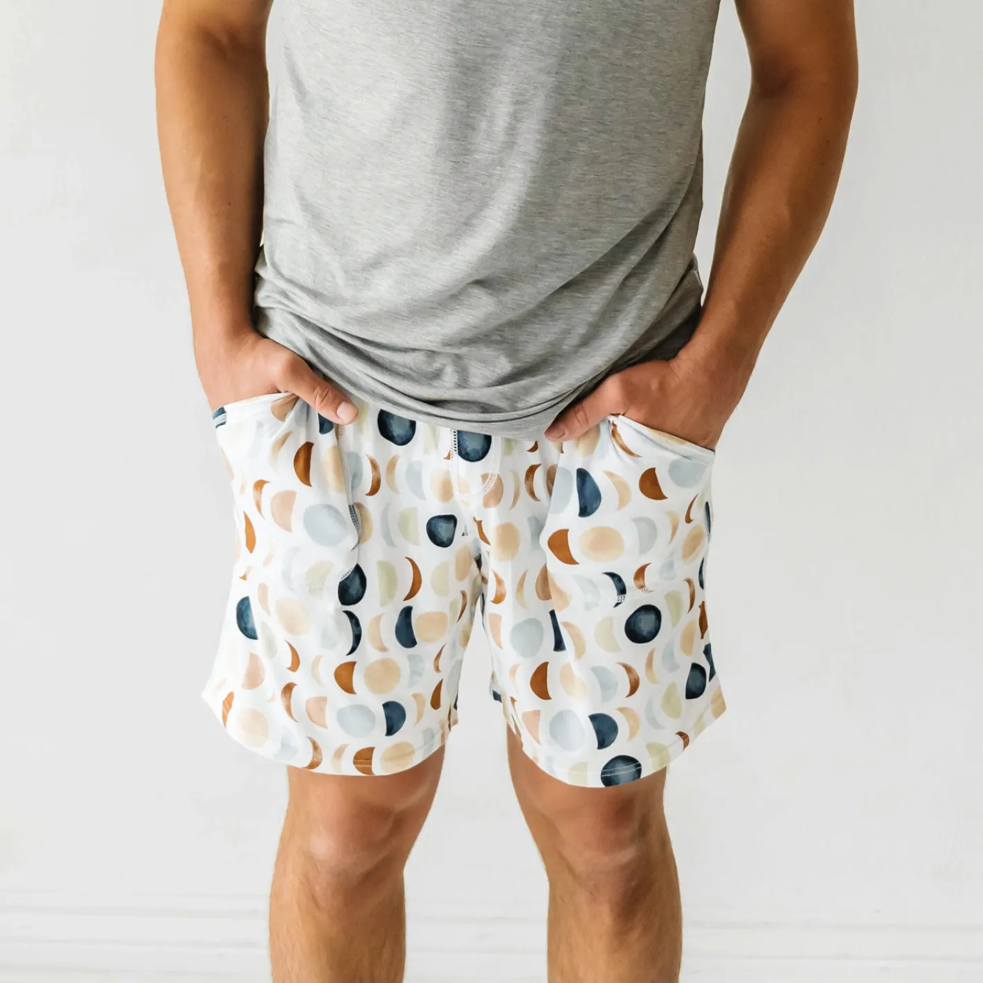 Daddy & Me|Full Family Matching<Little Sleepies Men's Pajama Shorts Luna Neutral