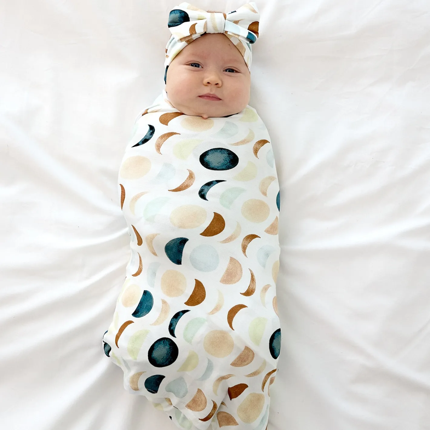 Layette|Swaddles<Little Sleepies Swaddle & Luxe Bow Headband Set Luna Neutral