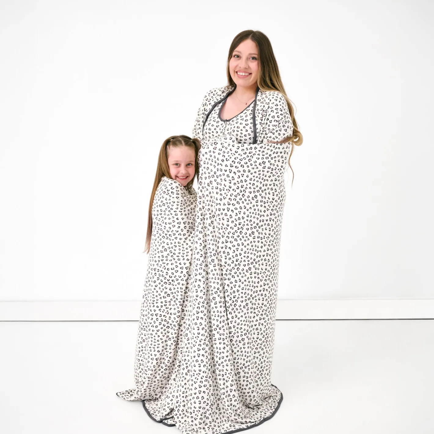 Cloud Blankets|Cloud Blankets<Little Sleepies Oversized Cloud Blanket® Luxe Leopard