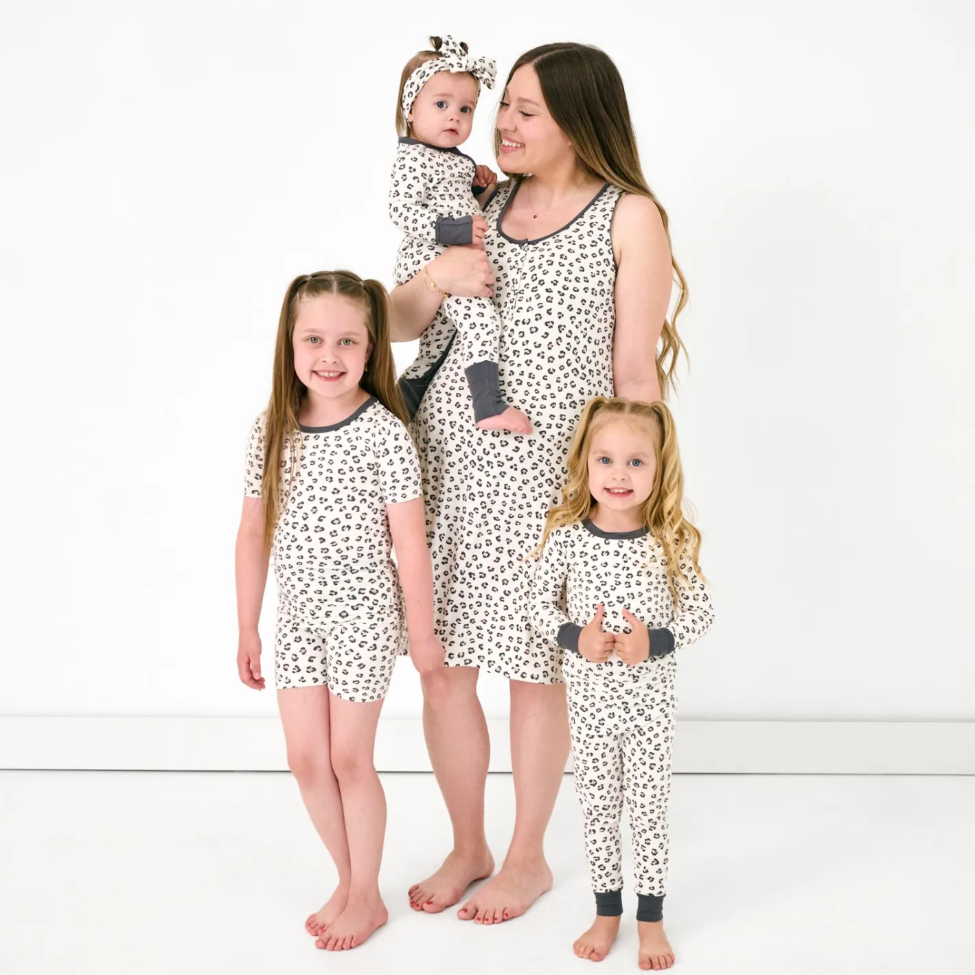 Mommy & Me|Mommy & Me<Little Sleepies Women's Sleeveless Nightgown Luxe Leopard