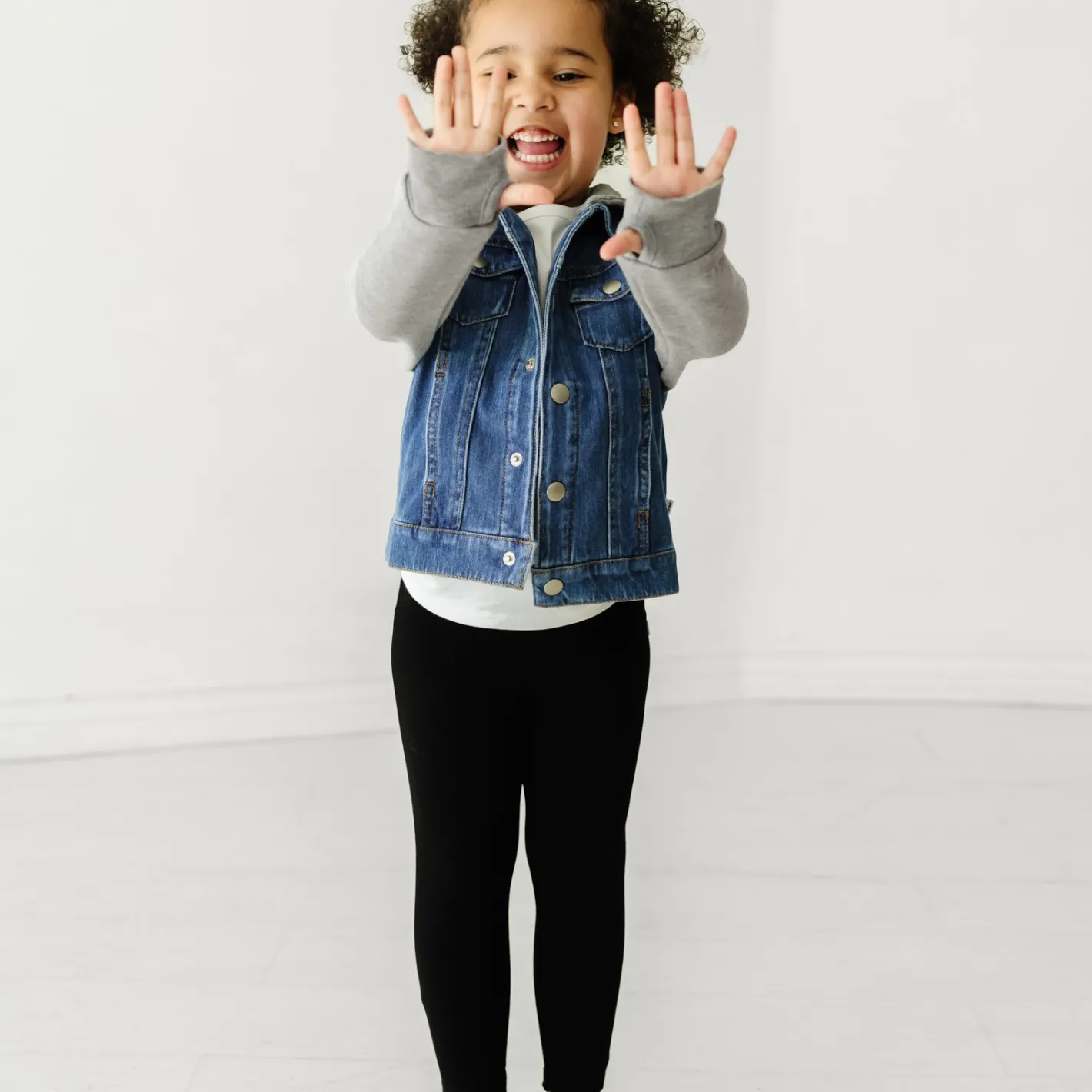 Everyday Essentials|Everyday Essentials<Little Sleepies Denim Jacket Midwash Blue