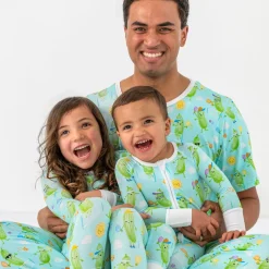 Daddy & Me|Full Family Matching<Little Sleepies Men's Short Sleeve Pajama Top Pickle Power