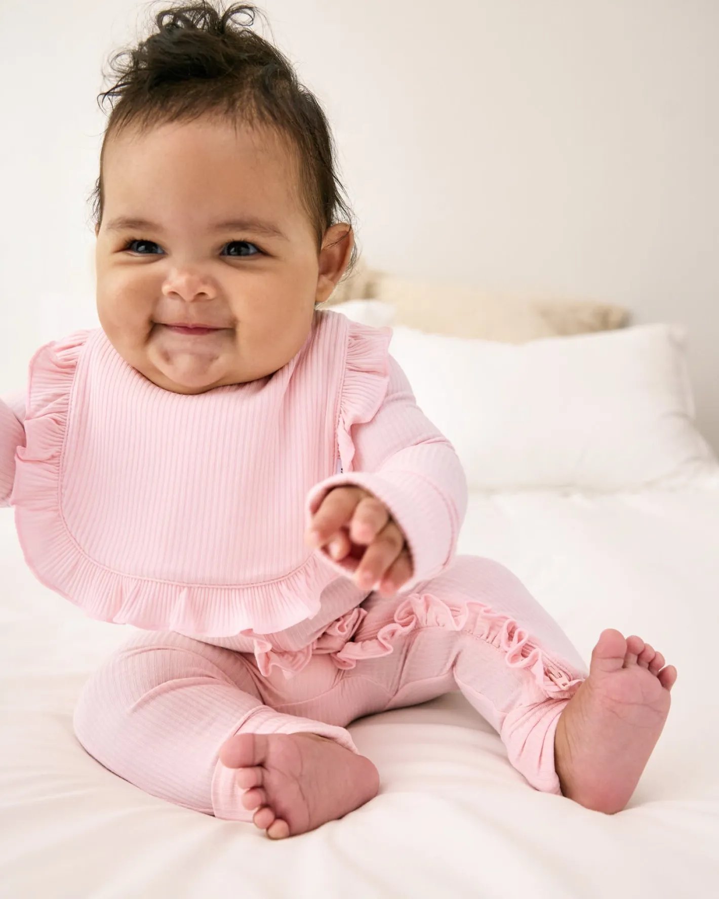 The Newborn Shop|The Newborn Shop<Little Sleepies Ribbed Ruffle Bib Prima Pink