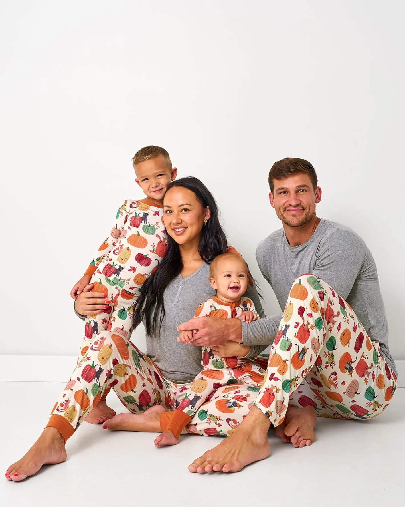 Daddy & Me|Full Family Matching<Little Sleepies Men's Pajama Pants Pumpkin Pals