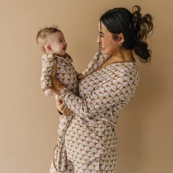 Mommy & Me|Mommy & Me<Little Sleepies Women's Pajama Top Rust Rainbows