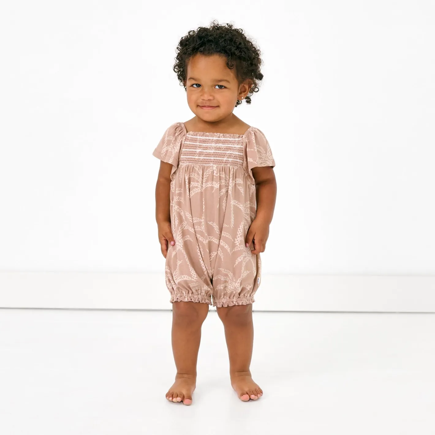 Bamboo Baby Clothes|Rompers<Little Sleepies Smocked Flutter Romper Sandy Palms