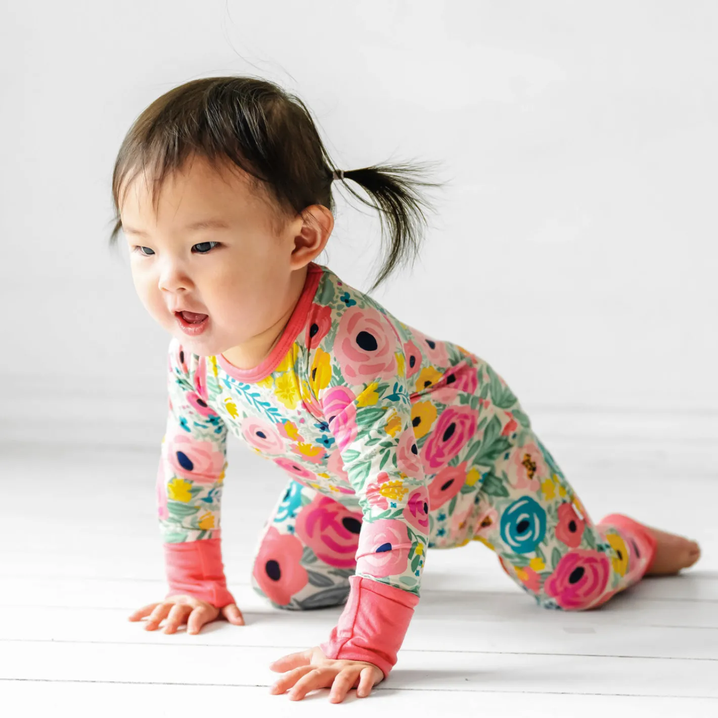 Zippies|Mommy & Me<Little Sleepies Crescent Zippy Secret Garden