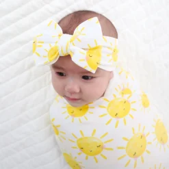 Layette|Swaddles<Little Sleepies Swaddle & Luxe Bow Headband Set Sunshine
