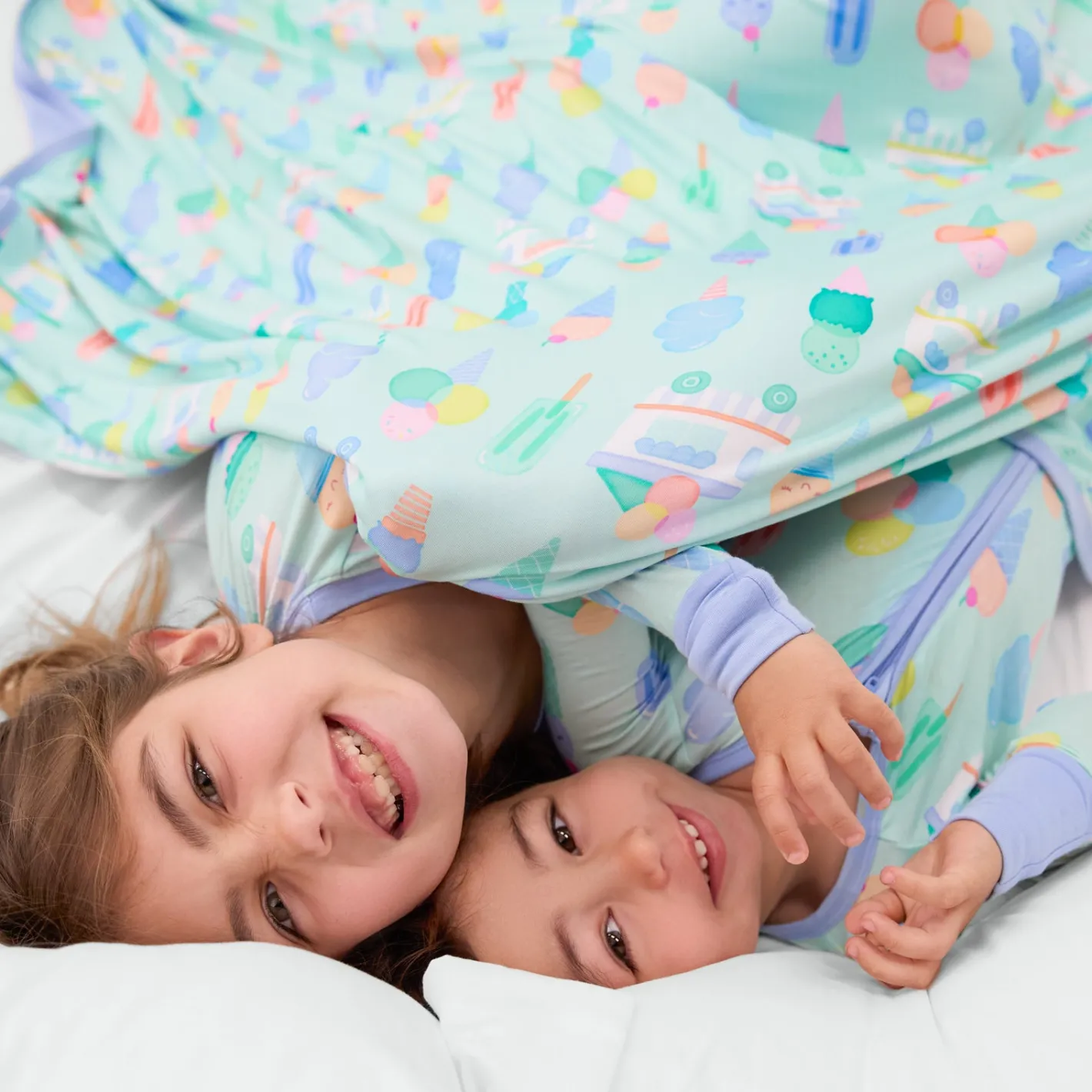Cloud Blankets|Cloud Blankets<Little Sleepies Large Cloud Blanket® Sweet Scoops