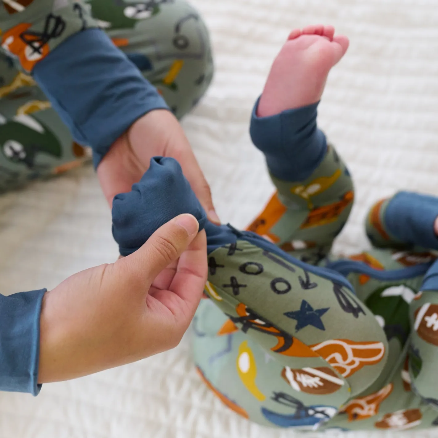 Zippies|Mommy & Me<Little Sleepies Zippy Touchdown Time