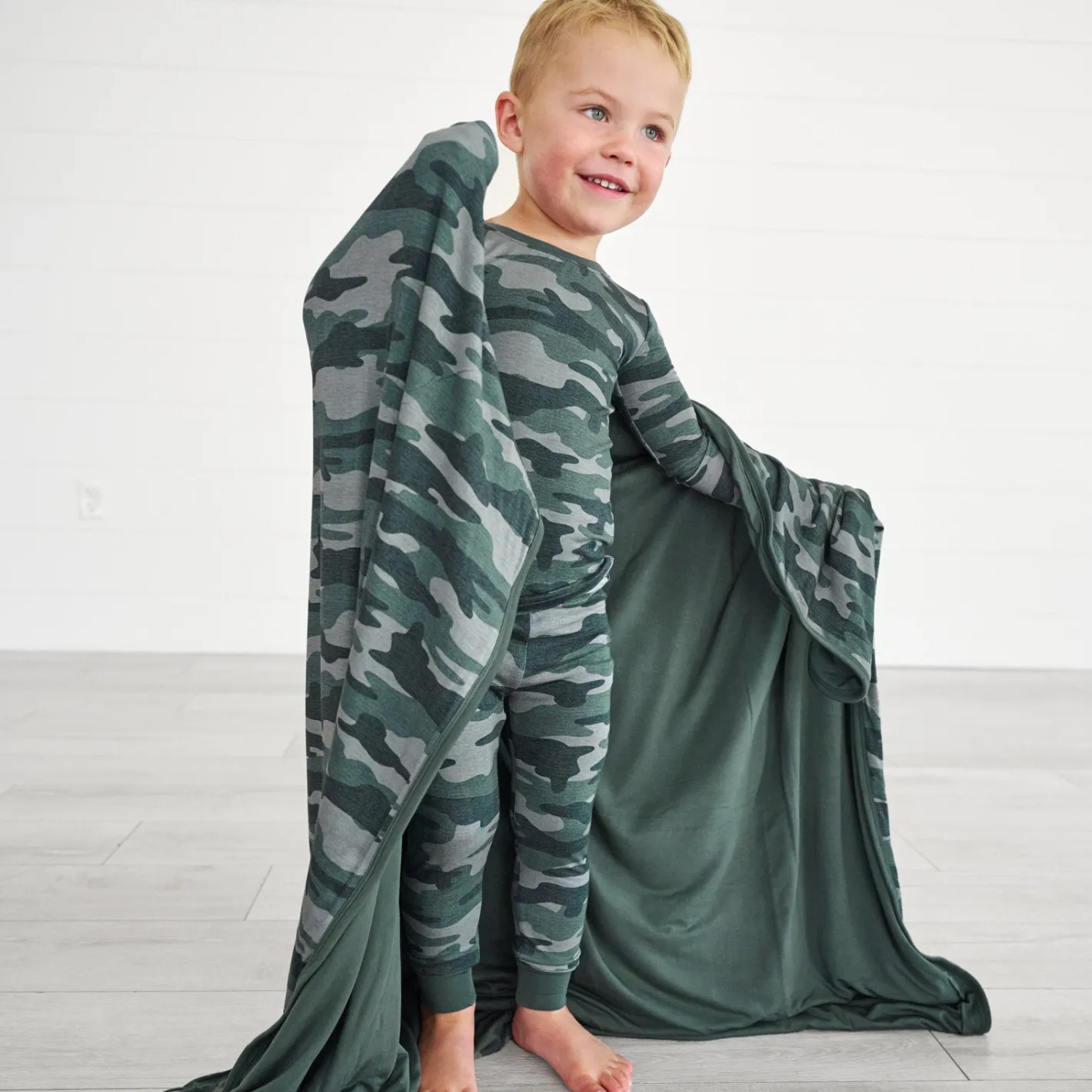 Cloud Blankets|Cloud Blankets<Little Sleepies Large Cloud Blanket® Vintage Camo
