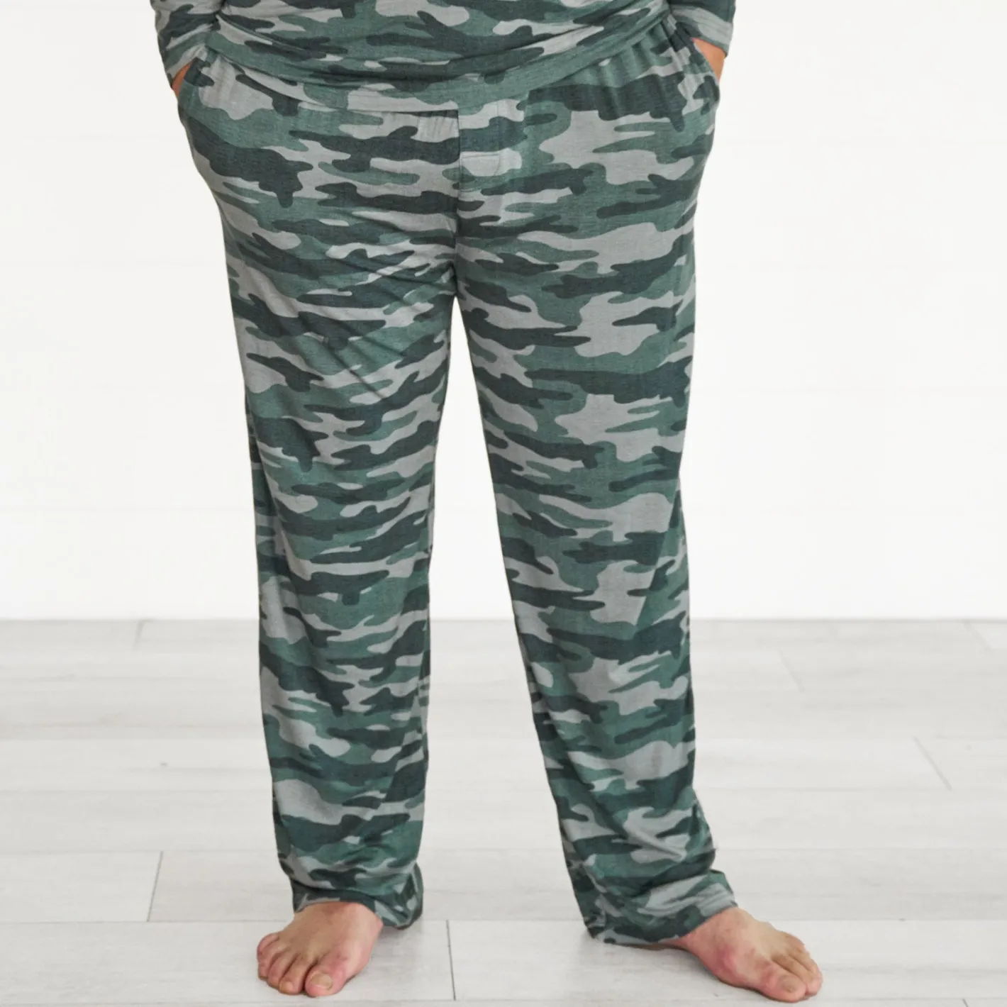 Daddy & Me|Full Family Matching<Little Sleepies Men's Pajama Pants Vintage Camo